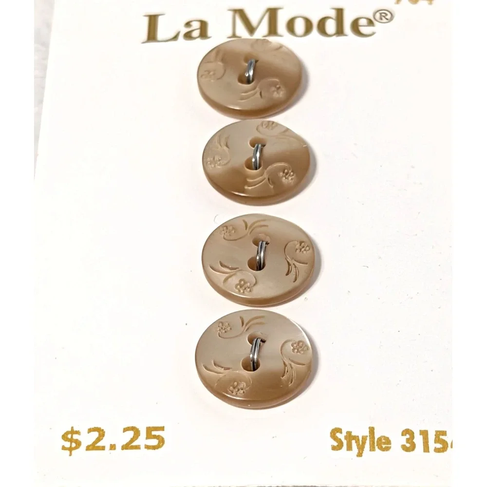 La Mode Buttons Lot 16pc Gold Iridescent & Layered Concentric Sewing Craft VTG